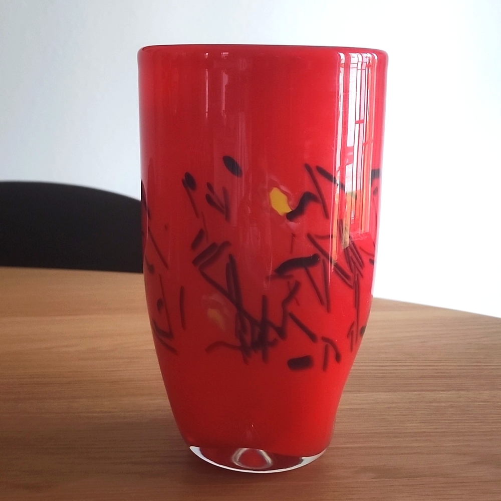 Red and Black Glass Art Vase with Bamboo Motif - Picture 1 of 4